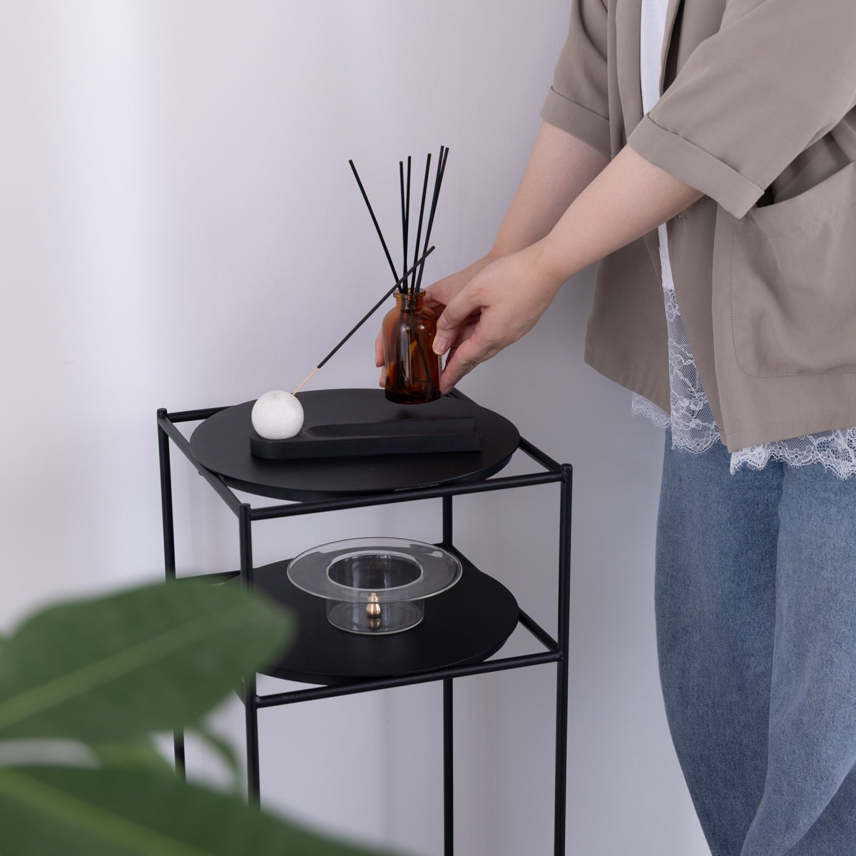 観葉植物を引き立てるプランタースタンド